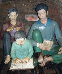 Alternative view of Hue - Vinh Moc (DMZ - 1)